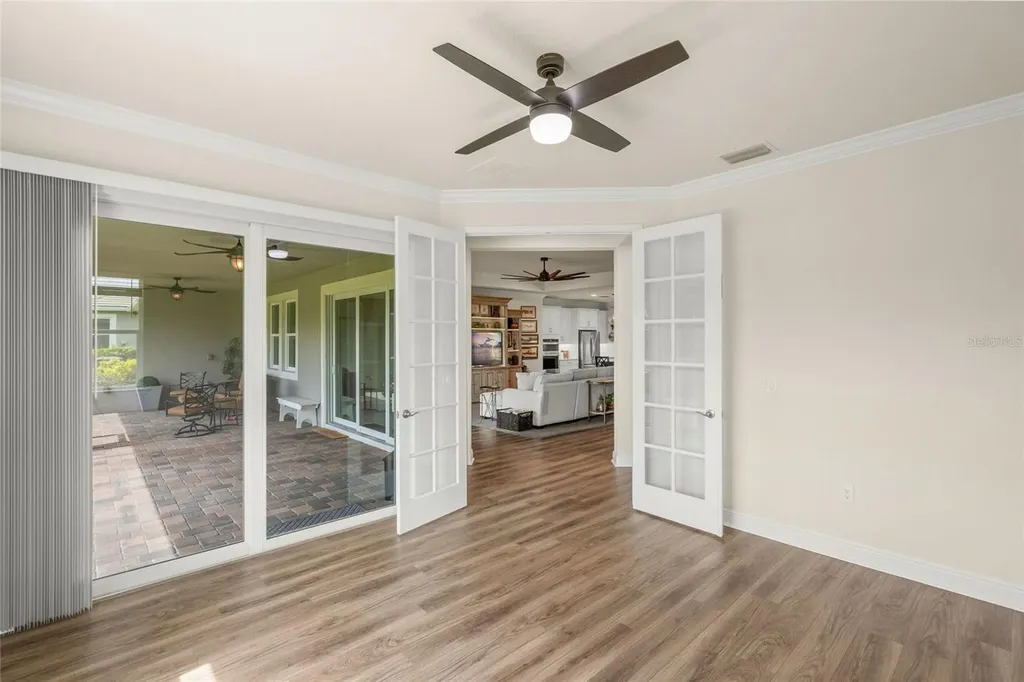 5773 Long Shore Loop Sarasota FL 34238