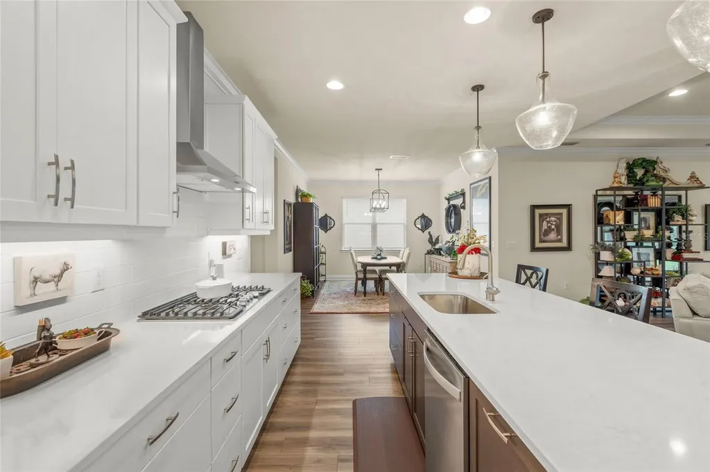 5773 Long Shore Loop Sarasota FL 34238