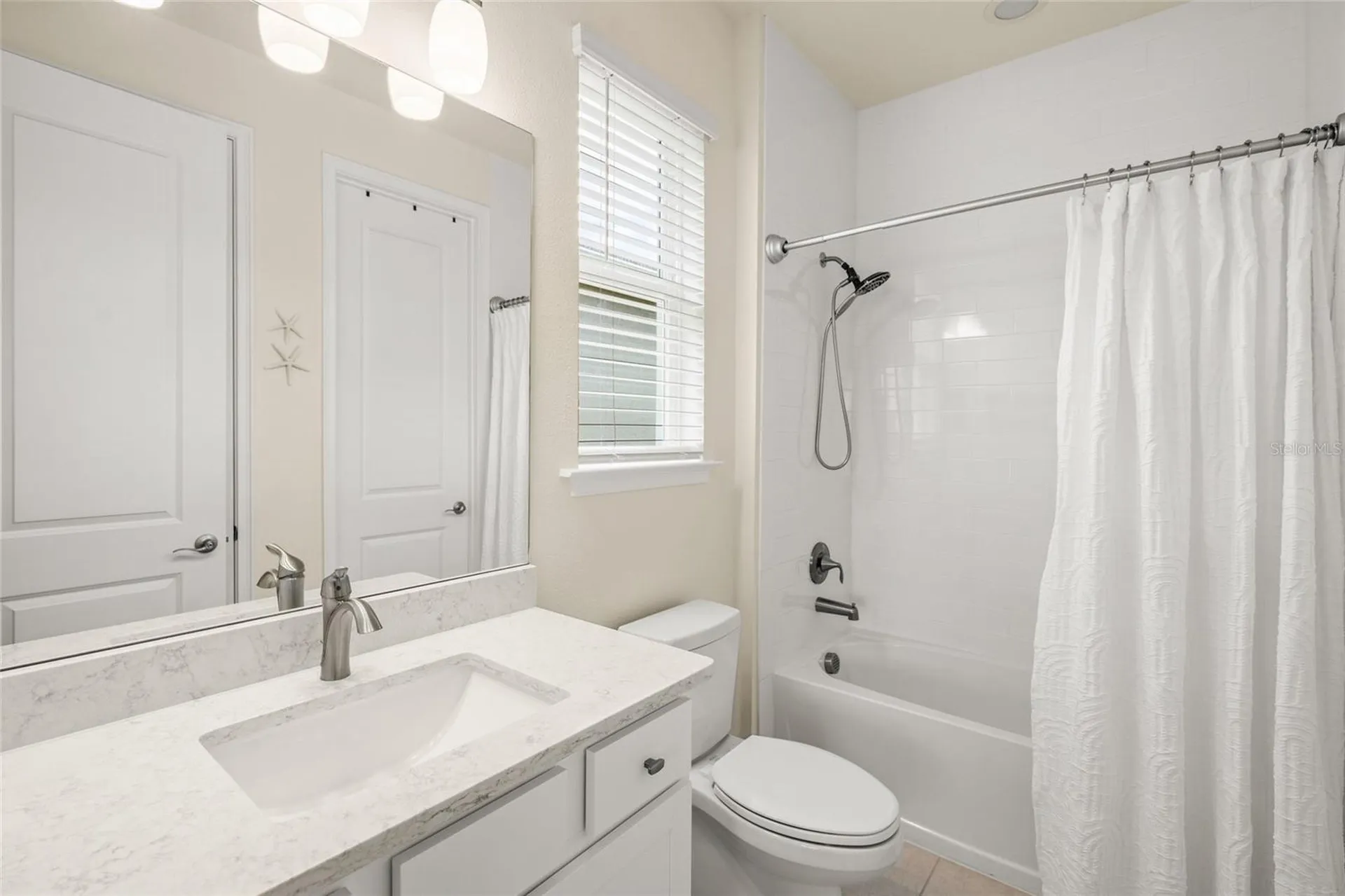 5773 Long Shore Loop Sarasota FL 34238