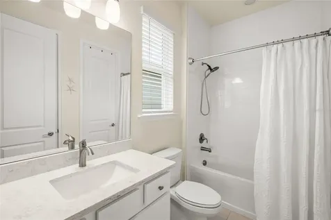 5773 Long Shore Loop Sarasota FL 34238