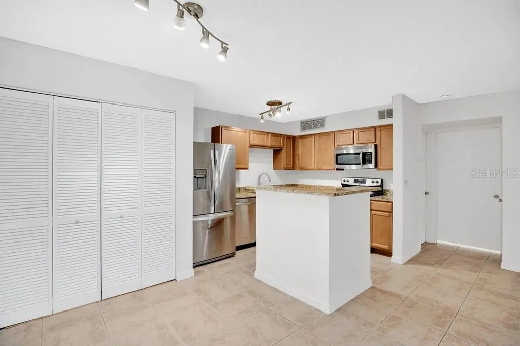 360 Lake Ontario Court Altamonte Springs FL 32701