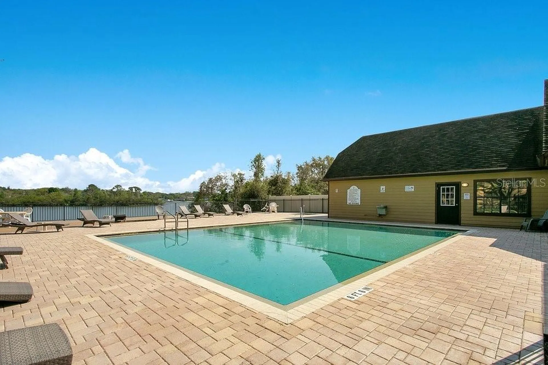 360 Lake Ontario Court Altamonte Springs FL 32701