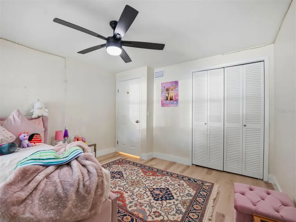 2607 W Wyoming Avenue Tampa FL 33611