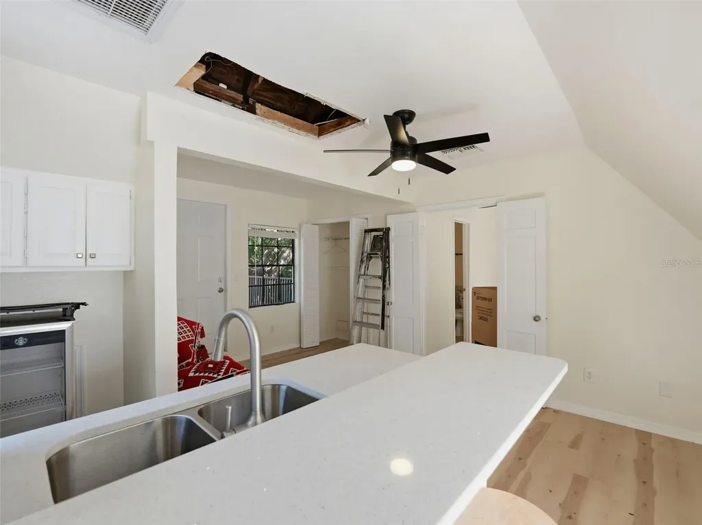 2607 W Wyoming Avenue Tampa FL 33611