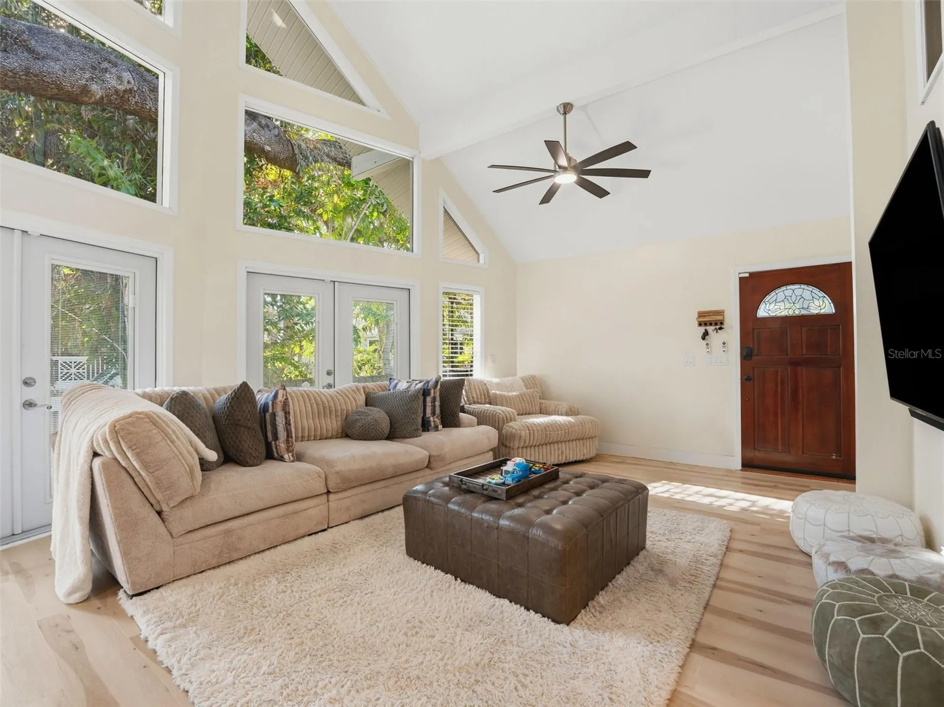 2607 W Wyoming Avenue Tampa FL 33611