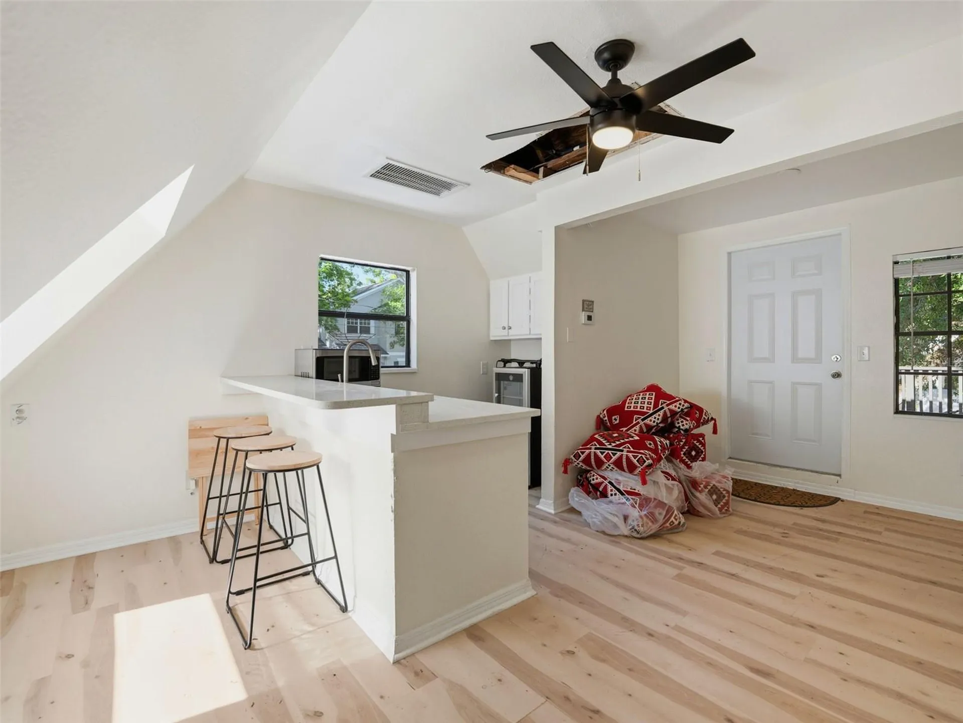 2607 W Wyoming Avenue Tampa FL 33611