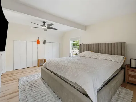 2607 W Wyoming Avenue Tampa FL 33611