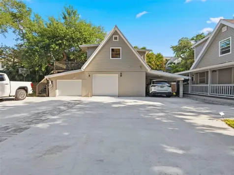 2607 W Wyoming Avenue Tampa FL 33611