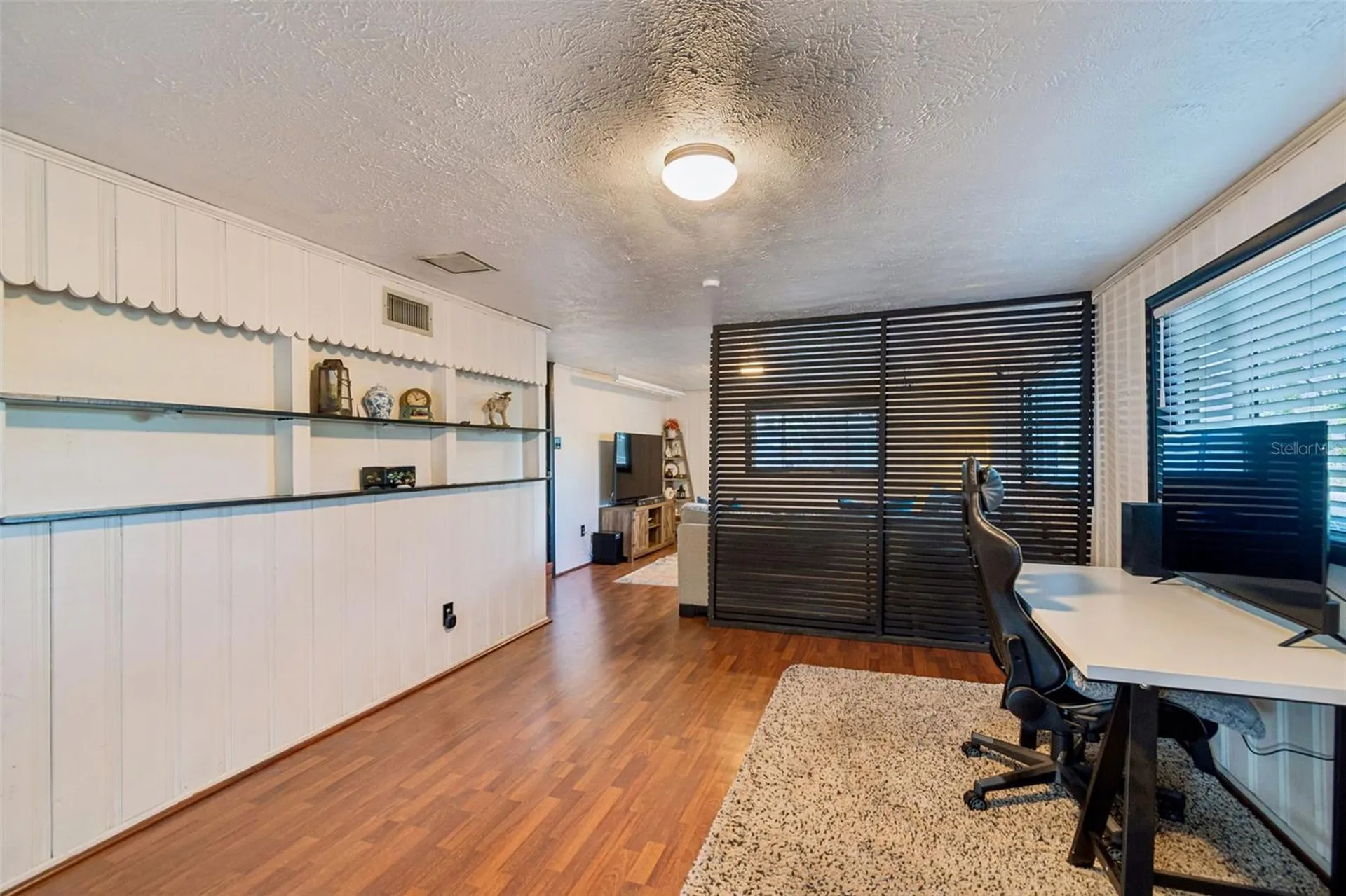 4437 W Bay Avenue Tampa FL 33616