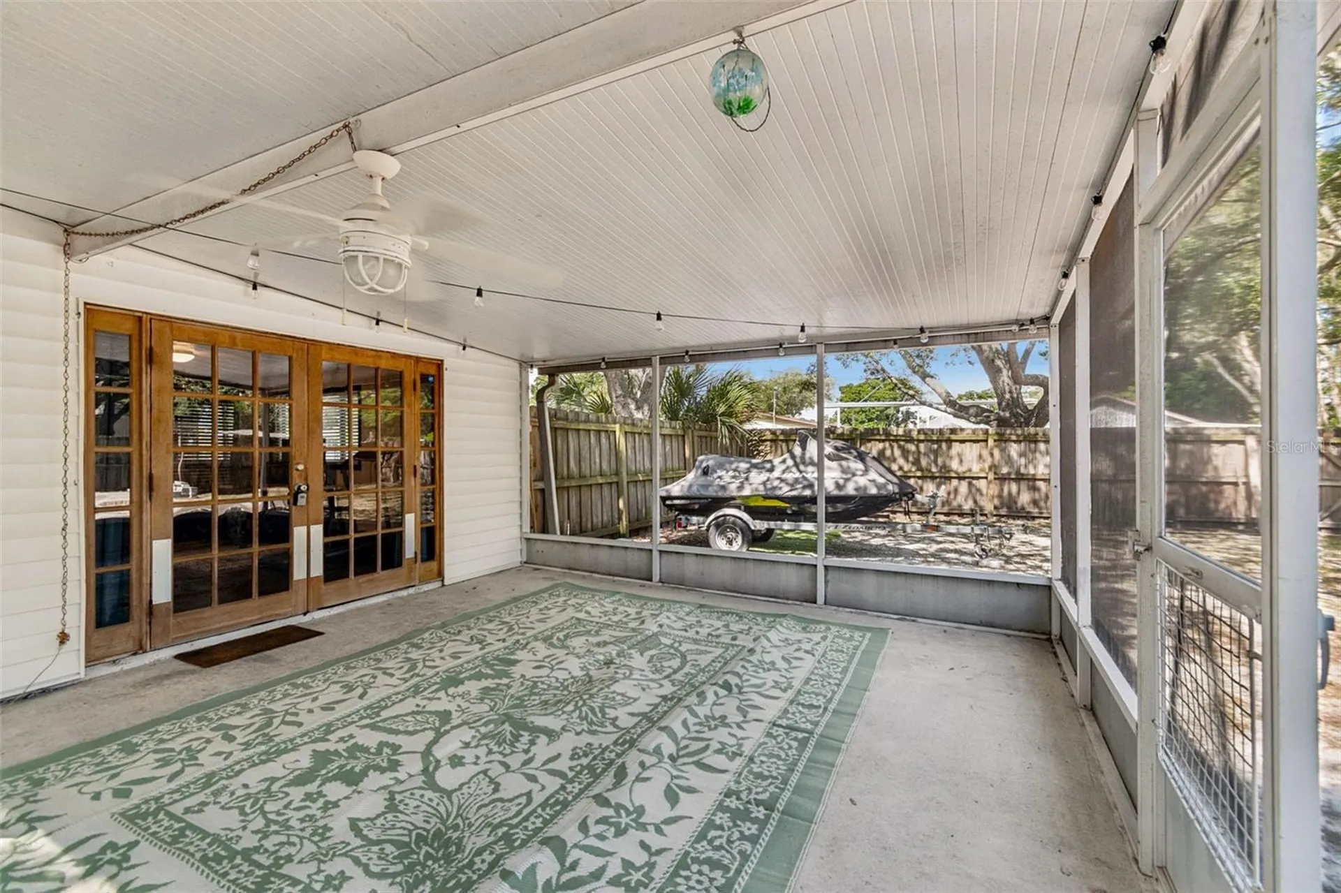4437 W Bay Avenue Tampa FL 33616