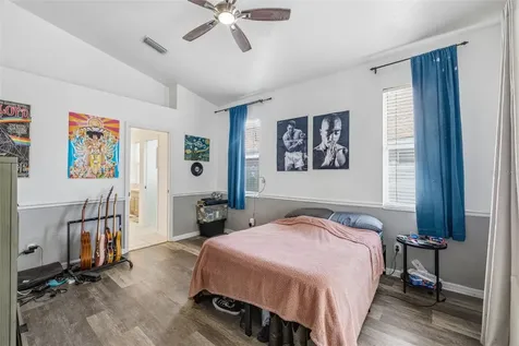 1887 Wood Bend Street Tarpon Springs FL 34689