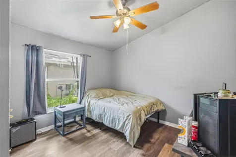 1887 Wood Bend Street Tarpon Springs FL 34689