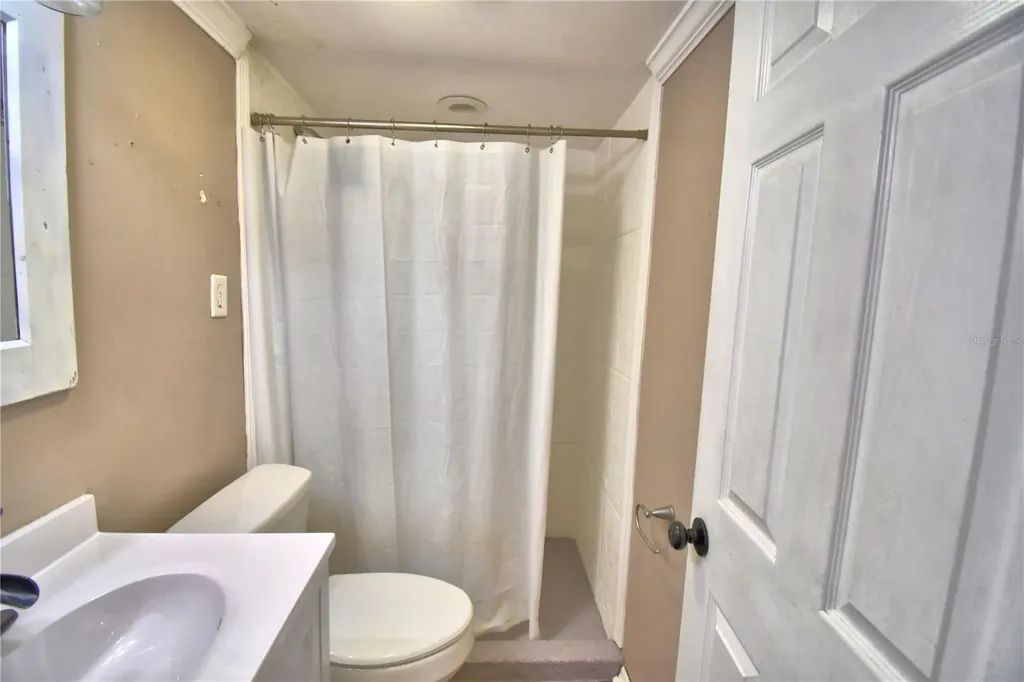 215 S Ilakee Avenue Lake Alfred FL 33850
