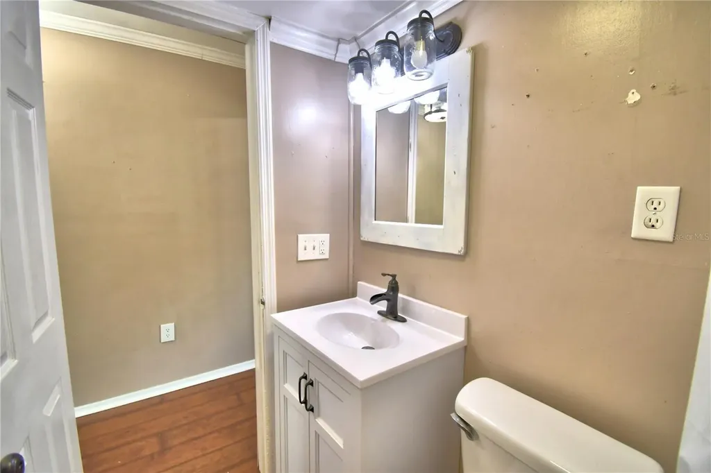 215 S Ilakee Avenue Lake Alfred FL 33850