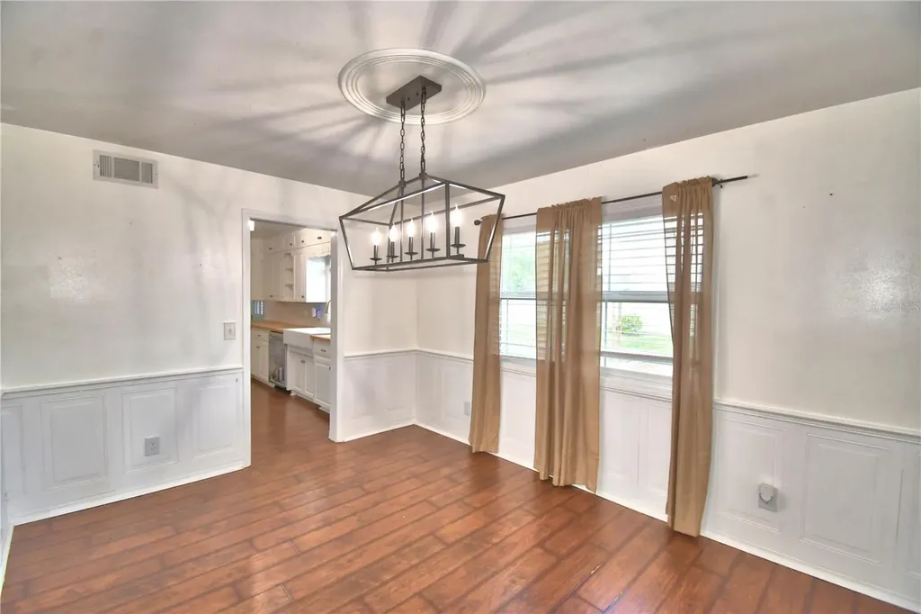 215 S Ilakee Avenue Lake Alfred FL 33850