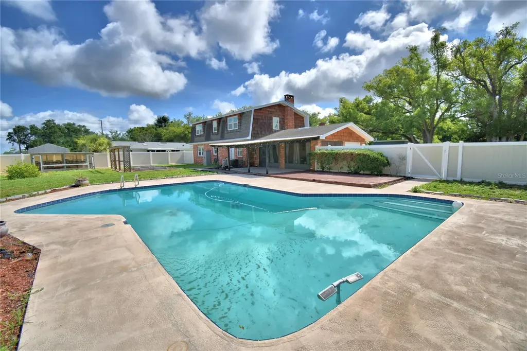 215 S Ilakee Avenue Lake Alfred FL 33850