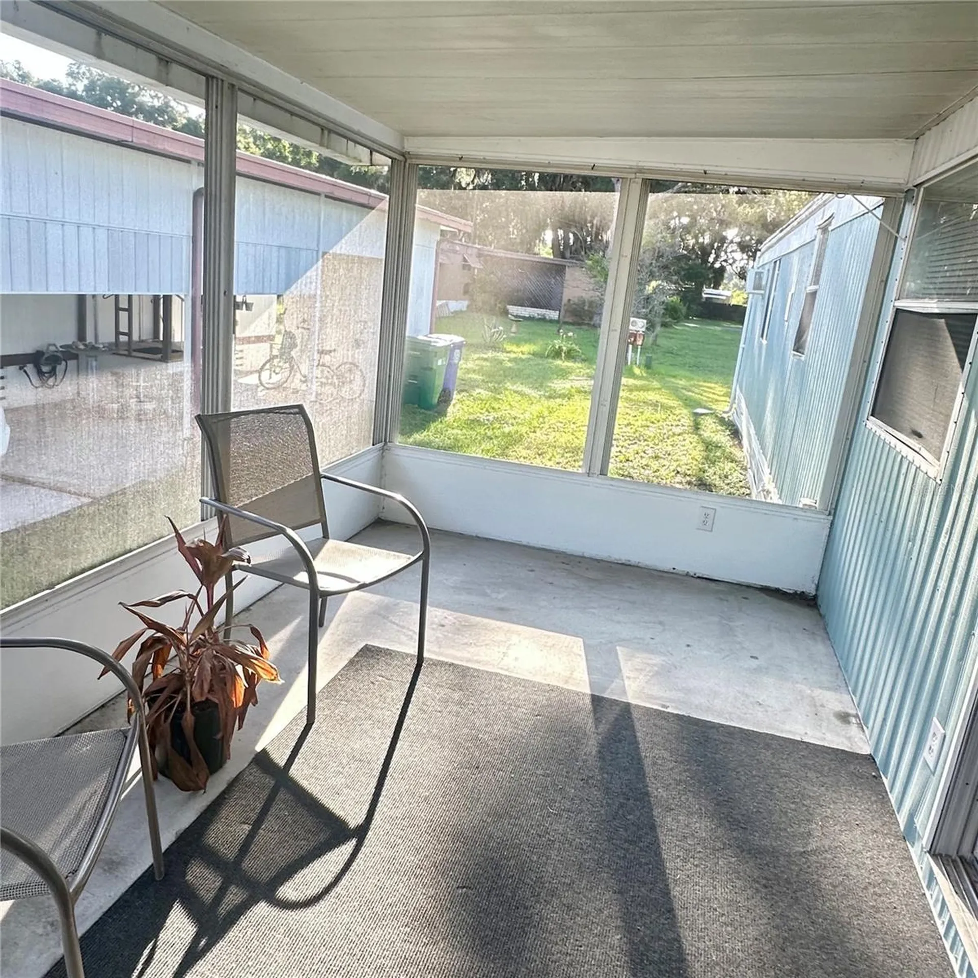 818 Michigan Street Wildwood FL 34785