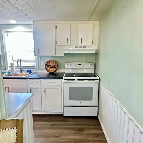 818 Michigan Street Wildwood FL 34785