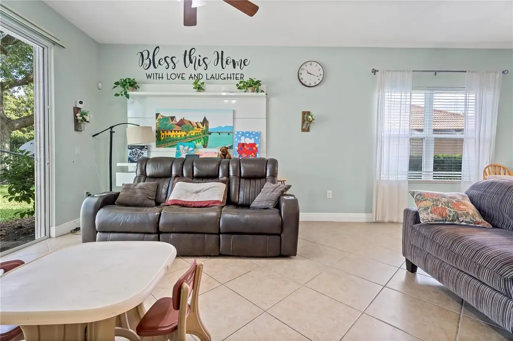 10337 Belfry Circle Orlando FL 32832