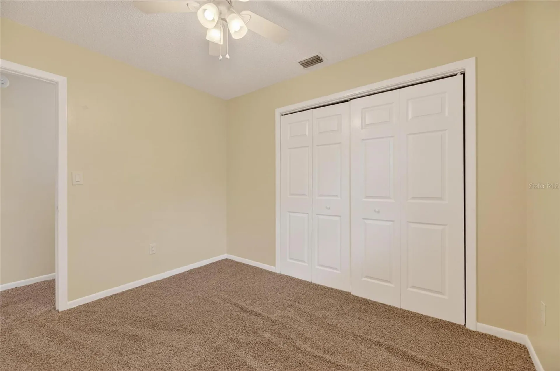 5001 Whiteway Drive Tampa FL 33617