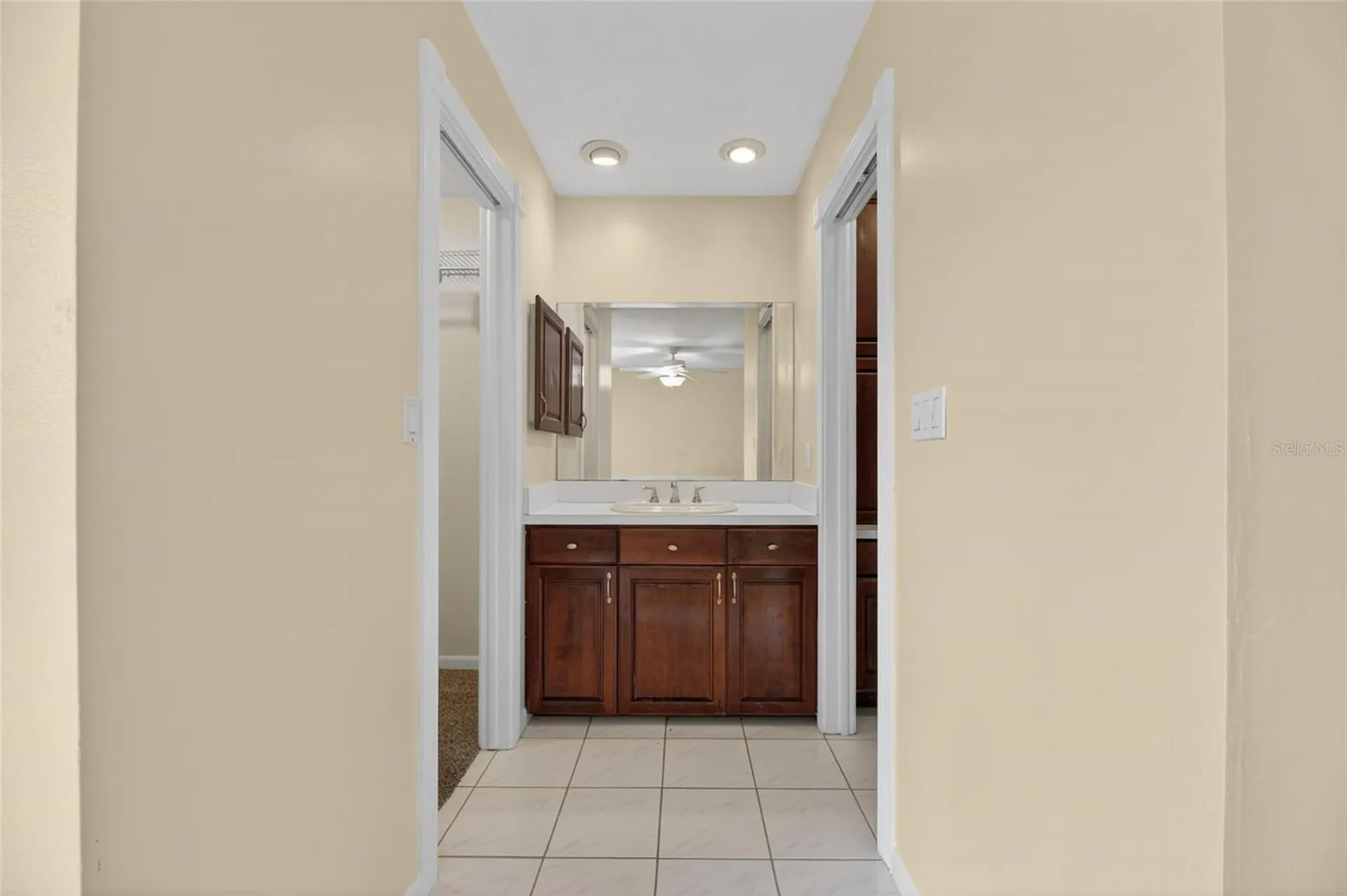 5001 Whiteway Drive Tampa FL 33617