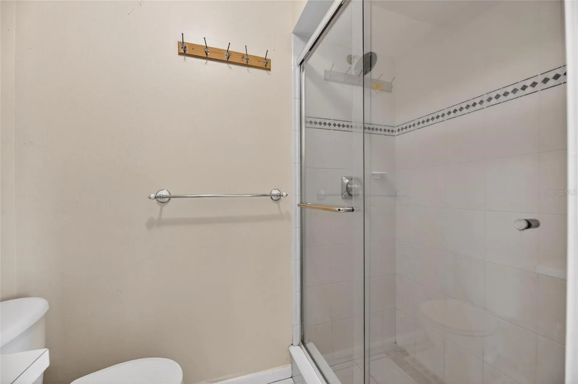 5001 Whiteway Drive Tampa FL 33617