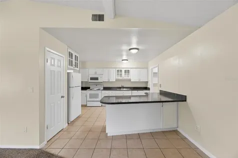 5001 Whiteway Drive Tampa FL 33617