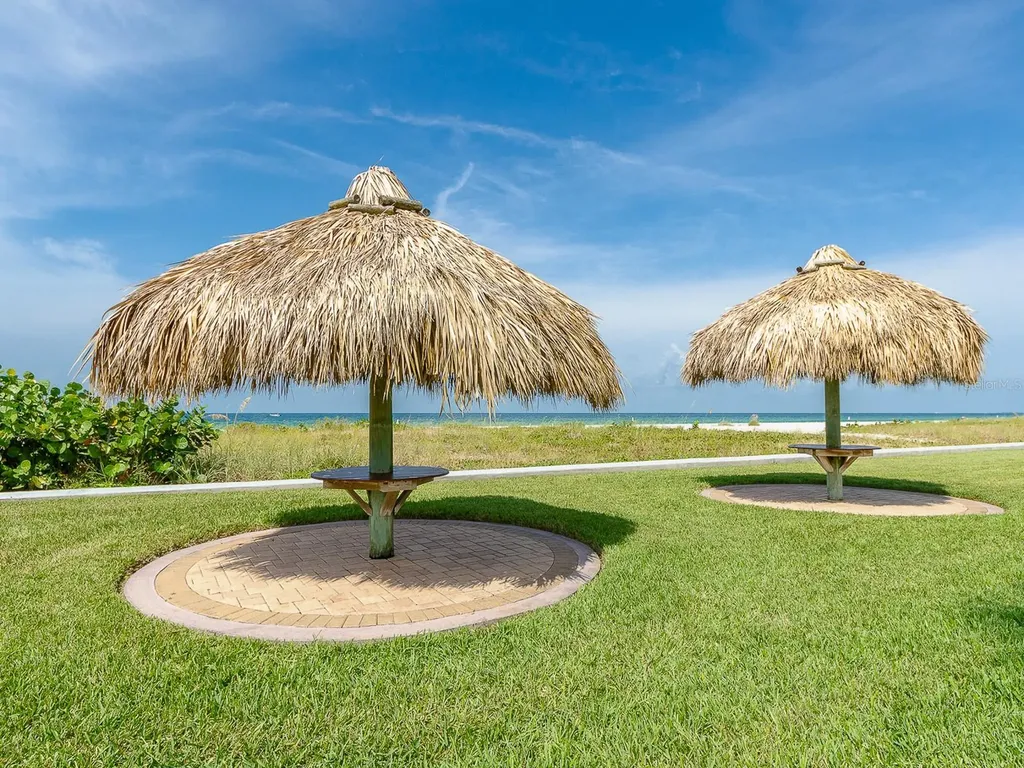 1480 Gulf Boulevard Clearwater Beach FL 33767