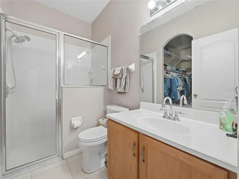 6936 Surrey Oak Drive Apollo Beach FL 33572