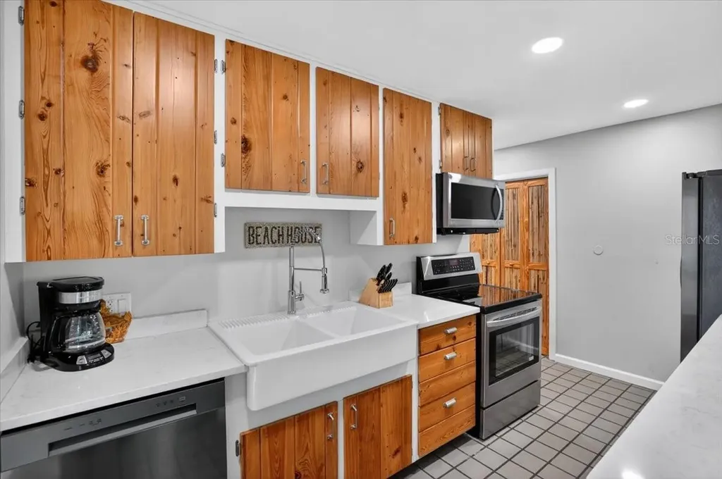 317 N Bay Boulevard Anna Maria FL 34216