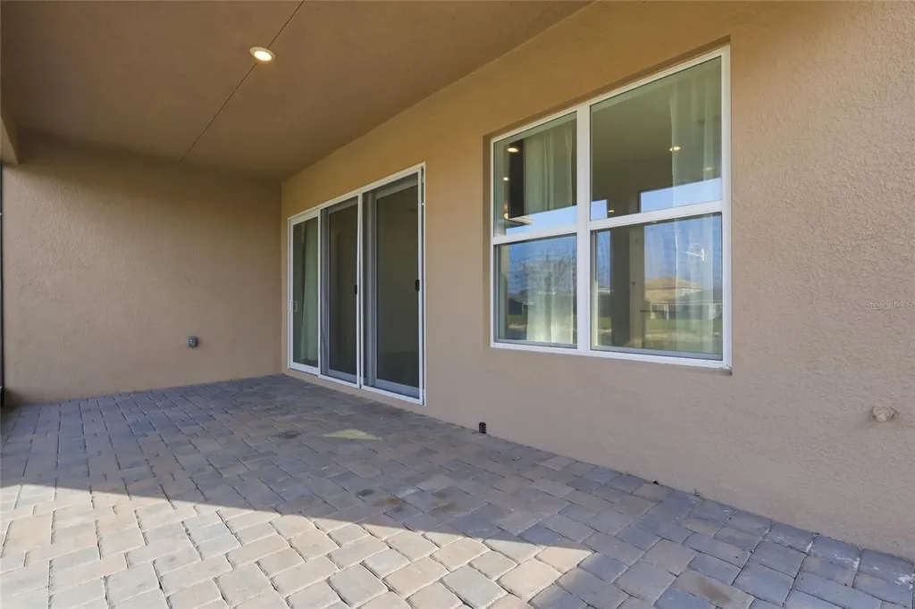 32801 Tree Of Life Avenue Wesley Chapel FL 33543