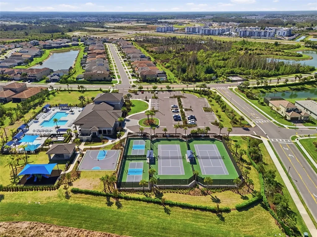 32801 Tree Of Life Avenue Wesley Chapel FL 33543