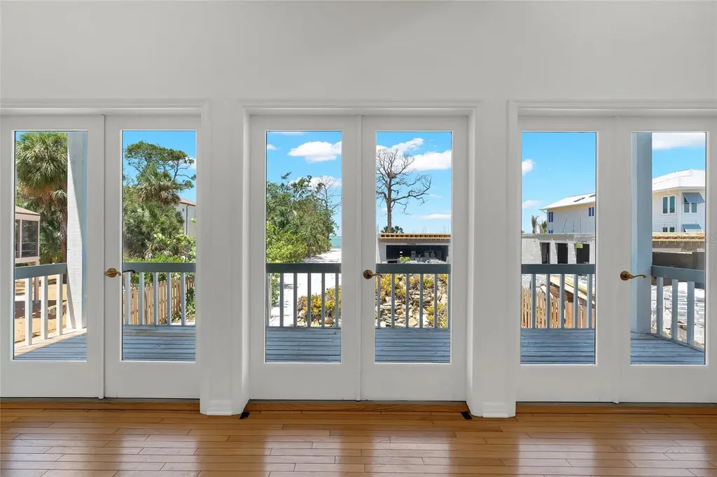 4051 Shell Road Siesta Key FL 34242