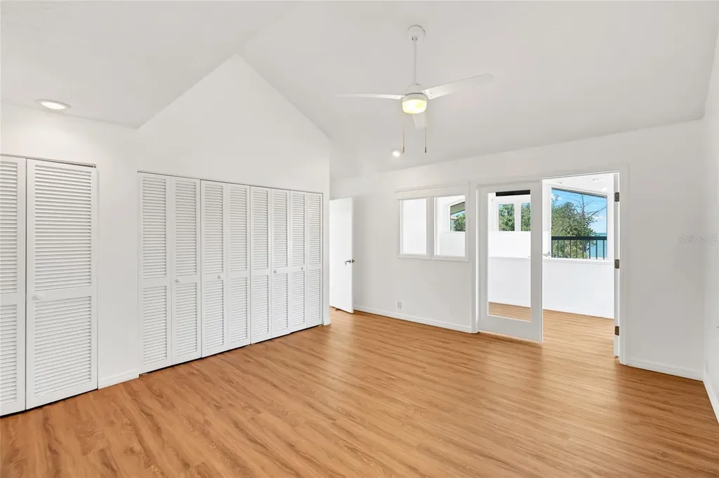 4051 Shell Road Siesta Key FL 34242