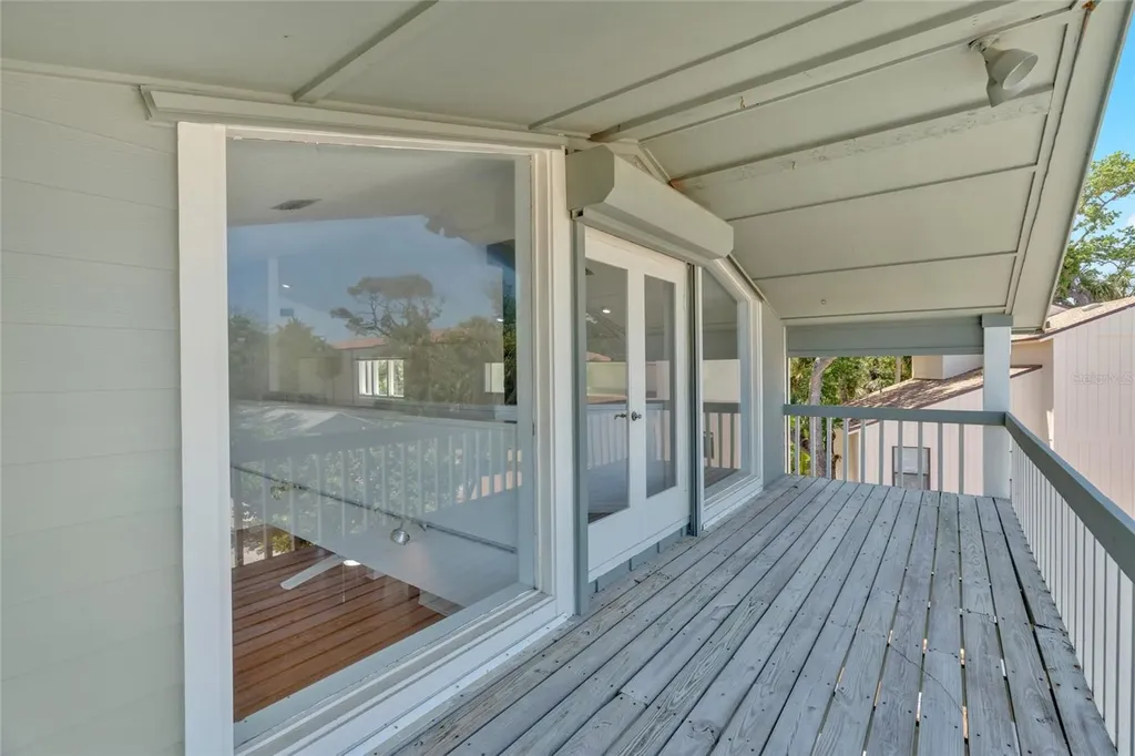4051 Shell Road Siesta Key FL 34242