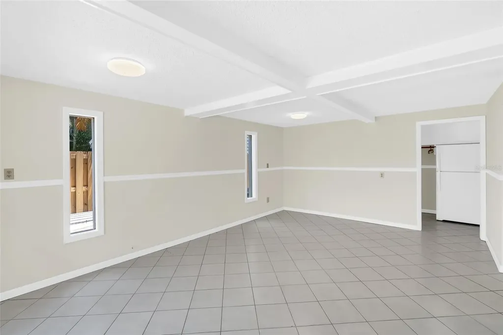 4051 Shell Road Siesta Key FL 34242
