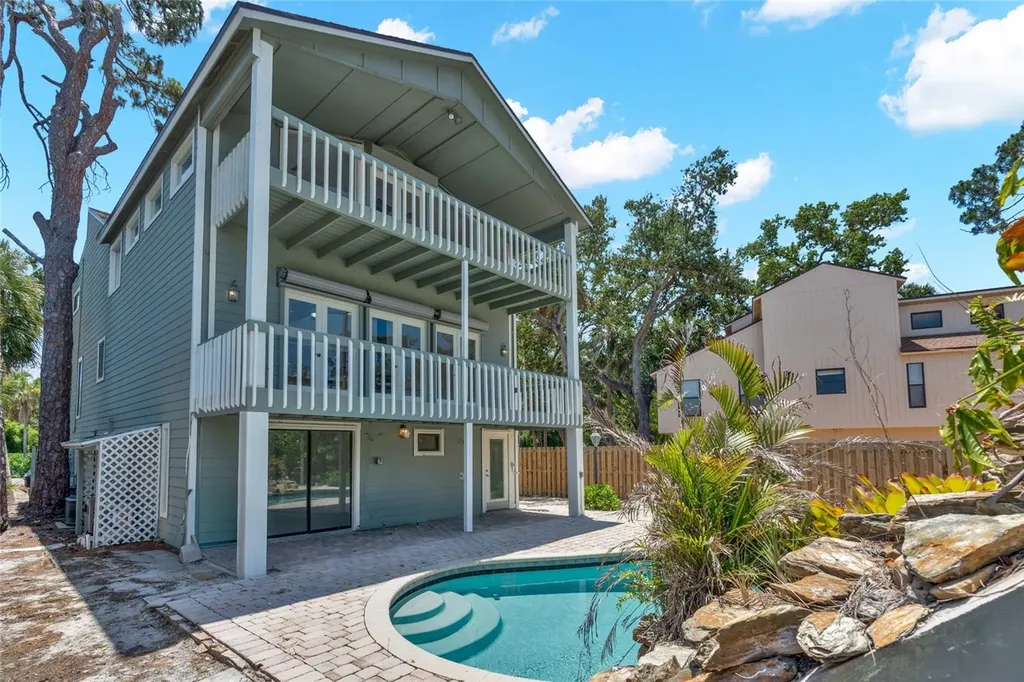 4051 Shell Road Siesta Key FL 34242