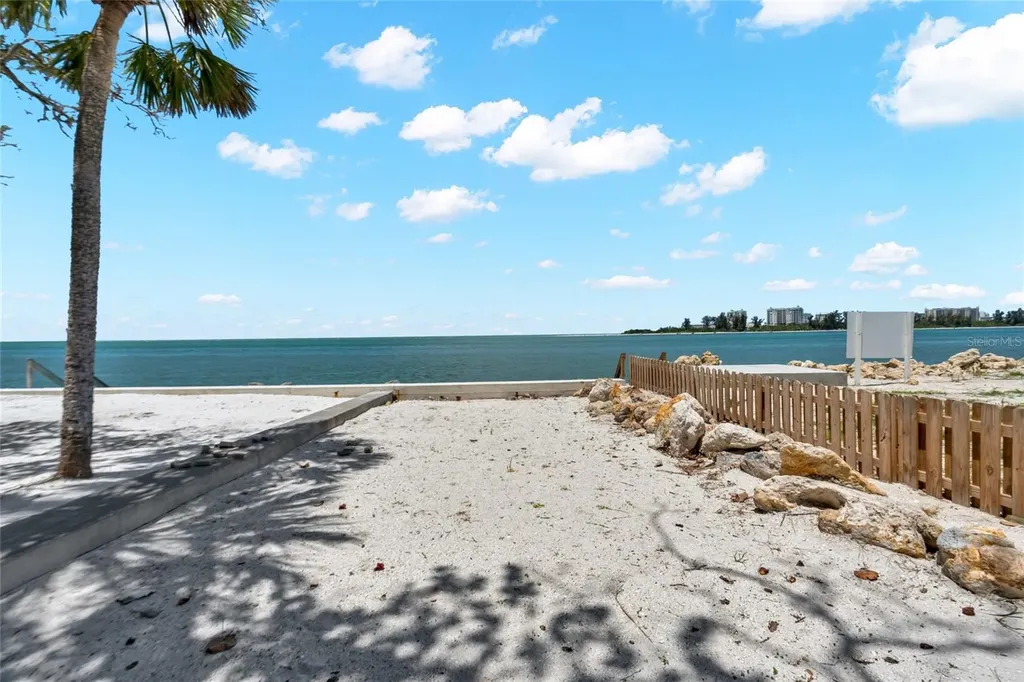 4051 Shell Road Siesta Key FL 34242