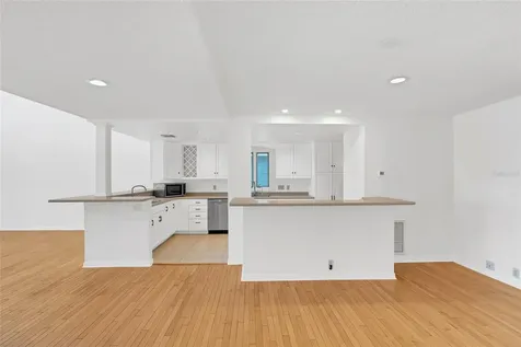 4051 Shell Road Siesta Key FL 34242