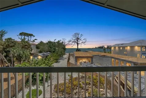 4051 Shell Road Siesta Key FL 34242