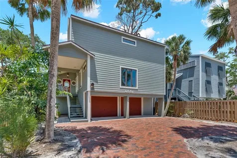 4051 Shell Road Siesta Key FL 34242