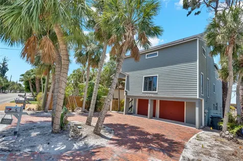 4051 Shell Road Siesta Key FL 34242