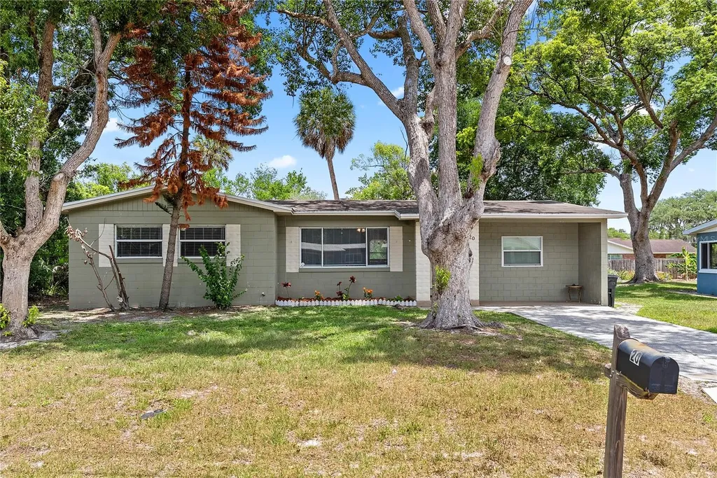 20 Oleander Lane Debary FL 32713
