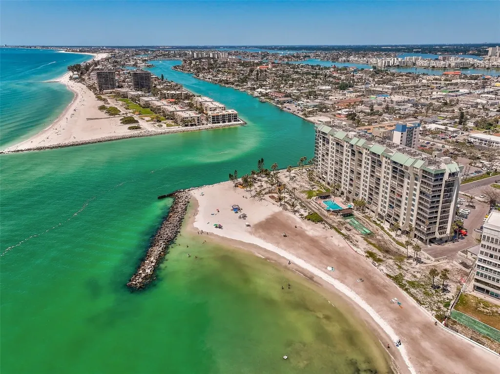 7100 Sunset Way St Pete Beach FL 33706