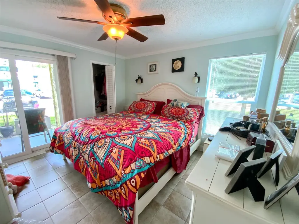 455 Alt 19 S Palm Harbor FL 34683
