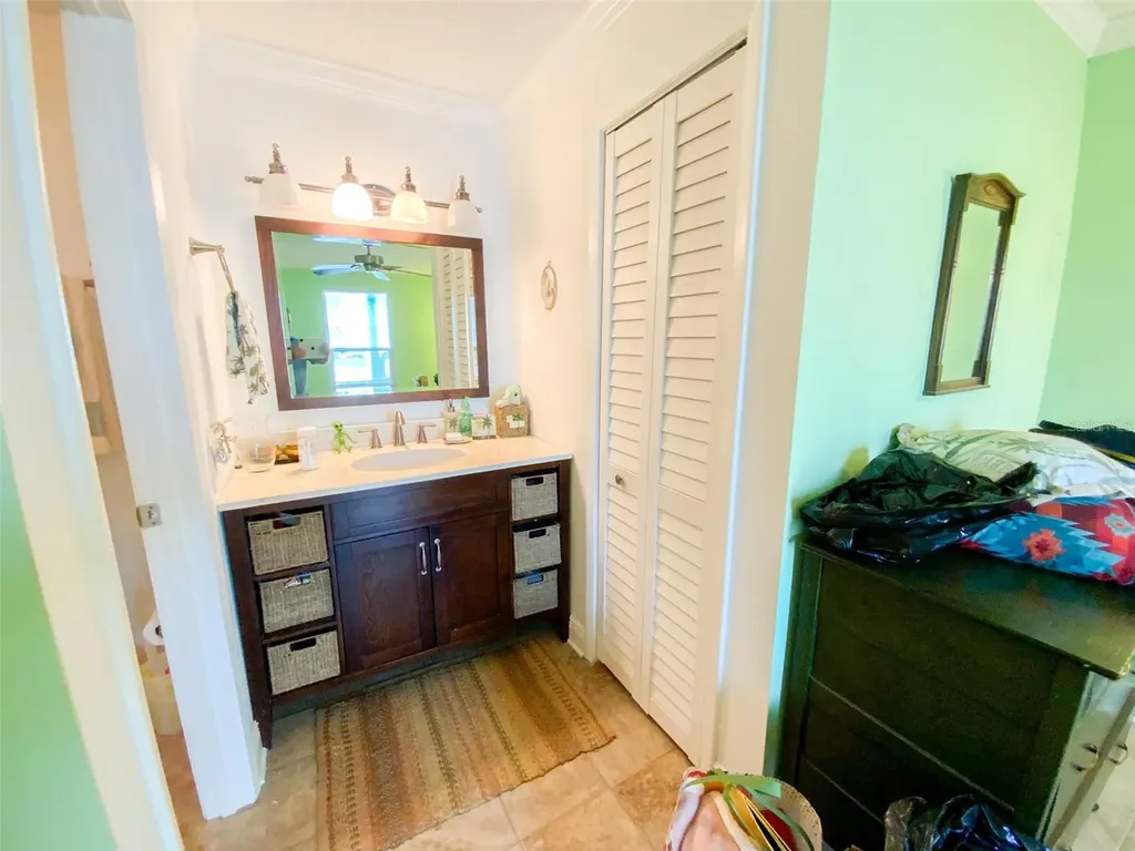 455 Alt 19 S Palm Harbor FL 34683