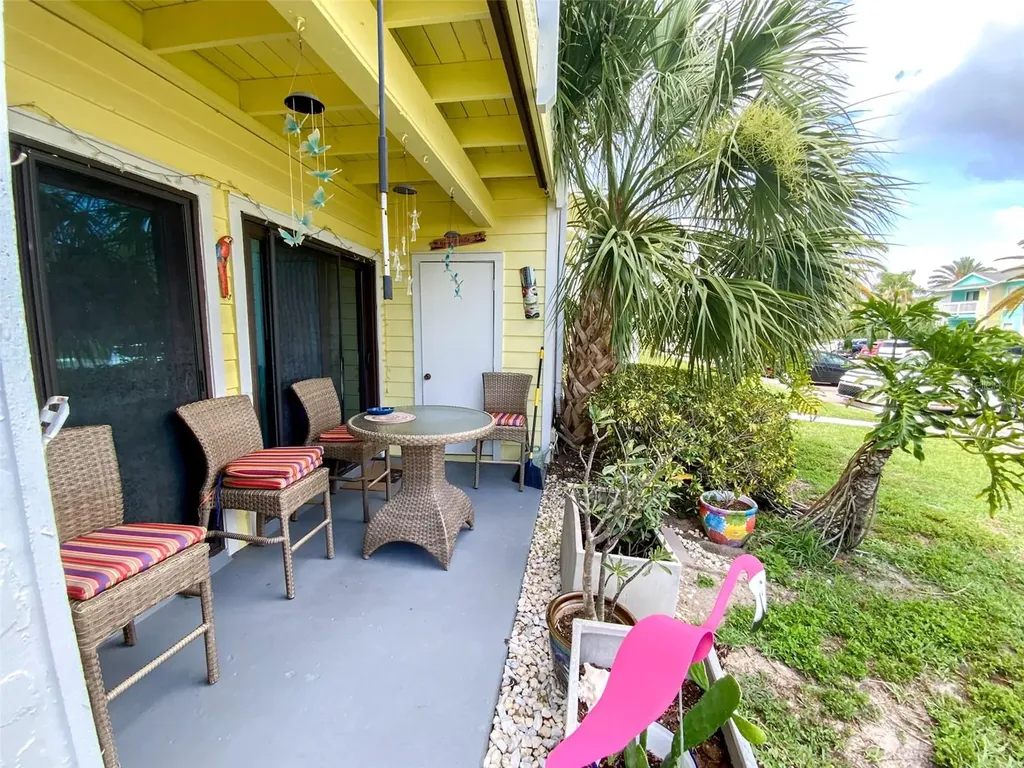 455 Alt 19 S Palm Harbor FL 34683