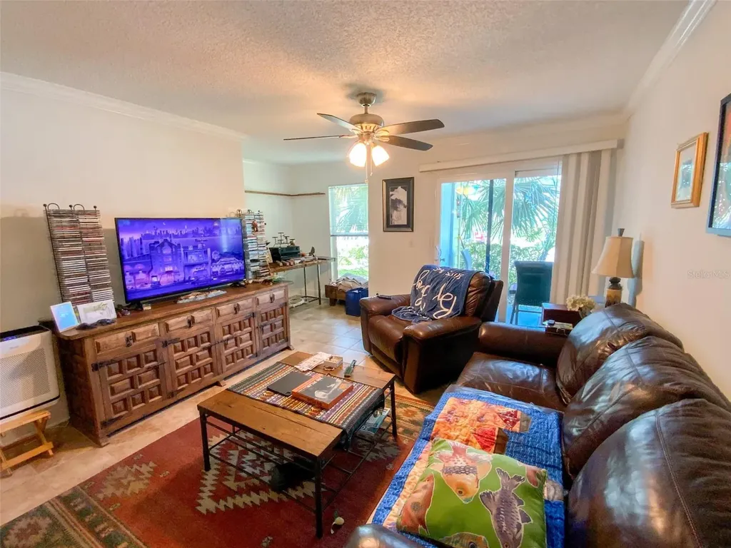 455 Alt 19 S Palm Harbor FL 34683