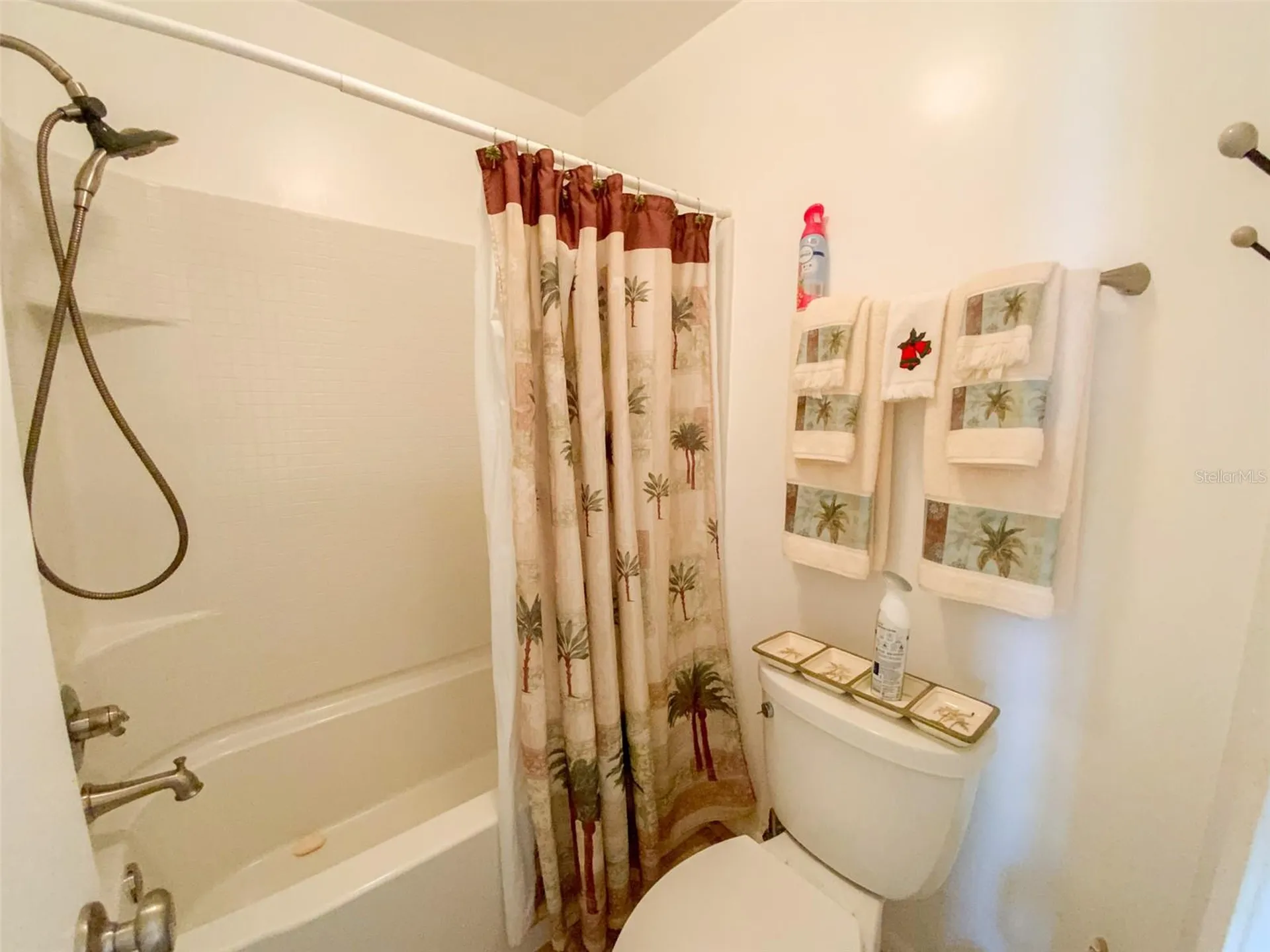 455 Alt 19 S Palm Harbor FL 34683