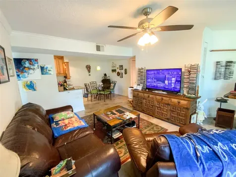 455 Alt 19 S Palm Harbor FL 34683